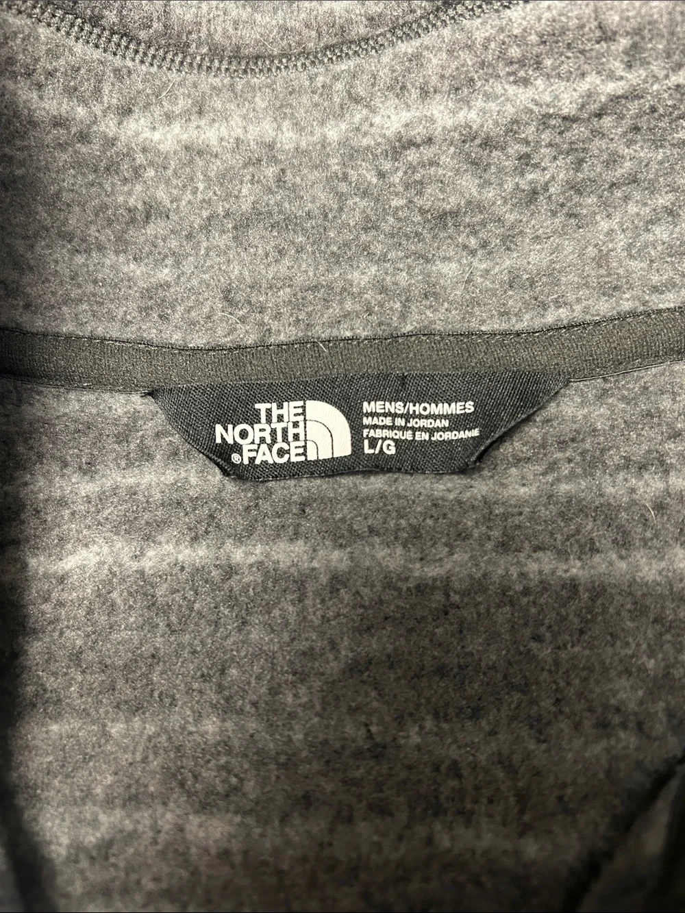 The North Face Men's L Gray Striped Half-Zip Fleece Pullover